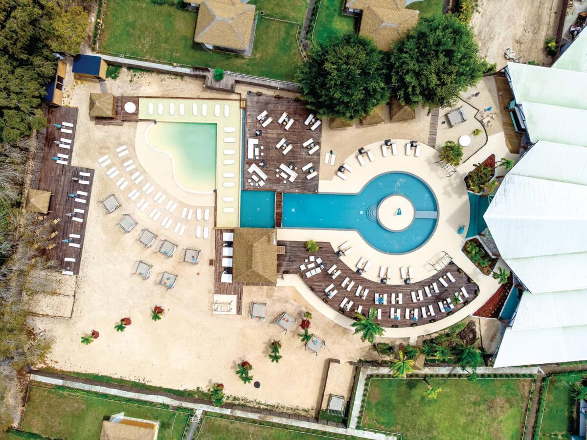 Manbana 333 Hotel Folle Anse Exterior foto