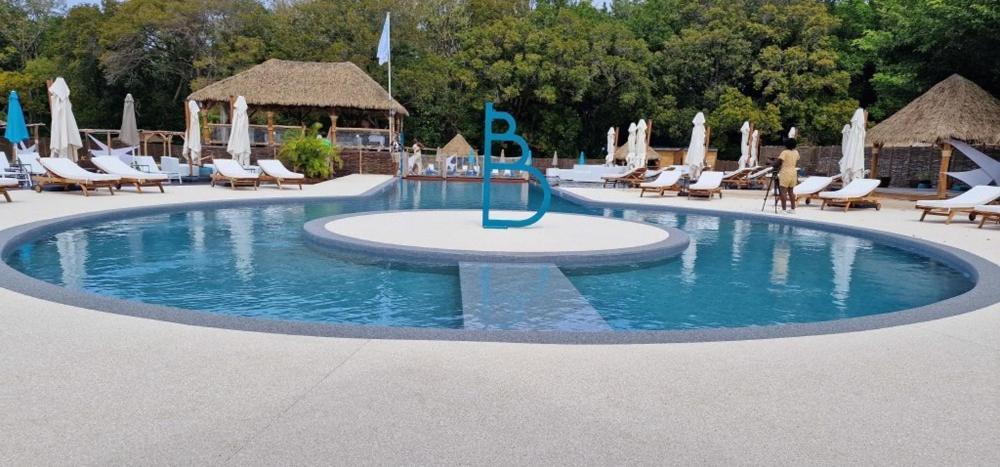 Manbana 333 Hotel Folle Anse Exterior foto